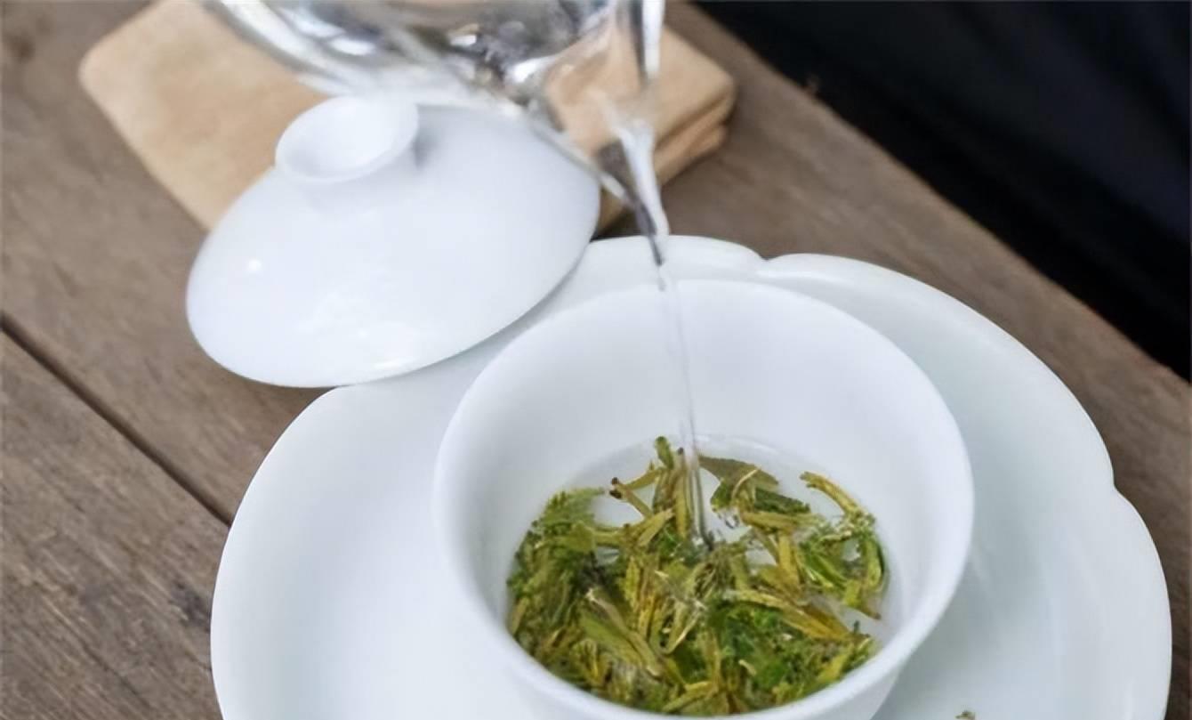 泡茶的水温度多少,泡茶的水温一般是80到100度