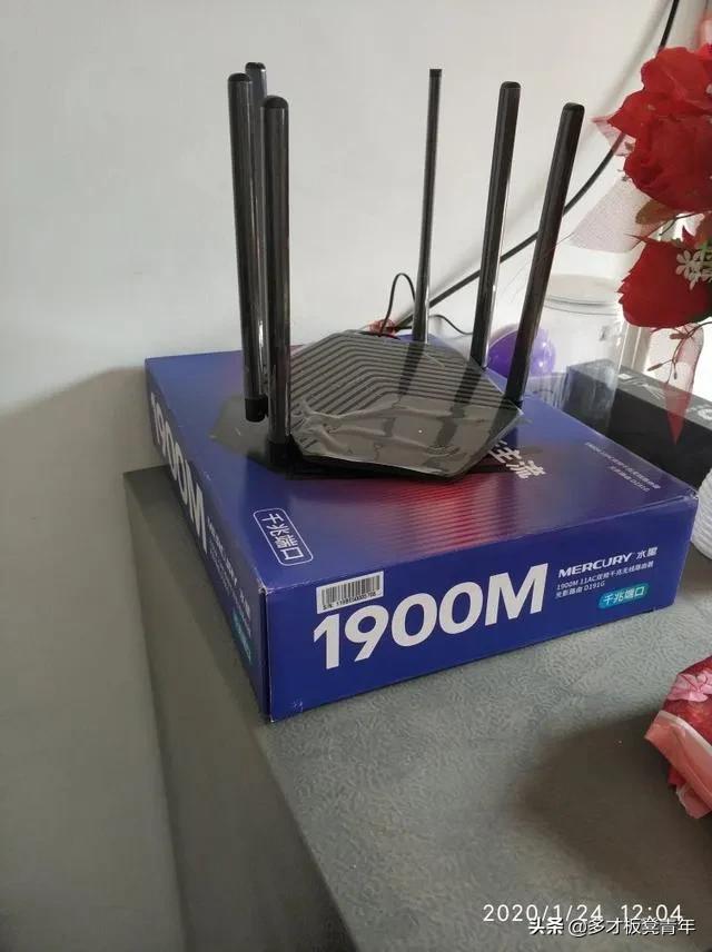 路由器的初始账号密码一般是什么,路由器登录密码在路由器的哪里