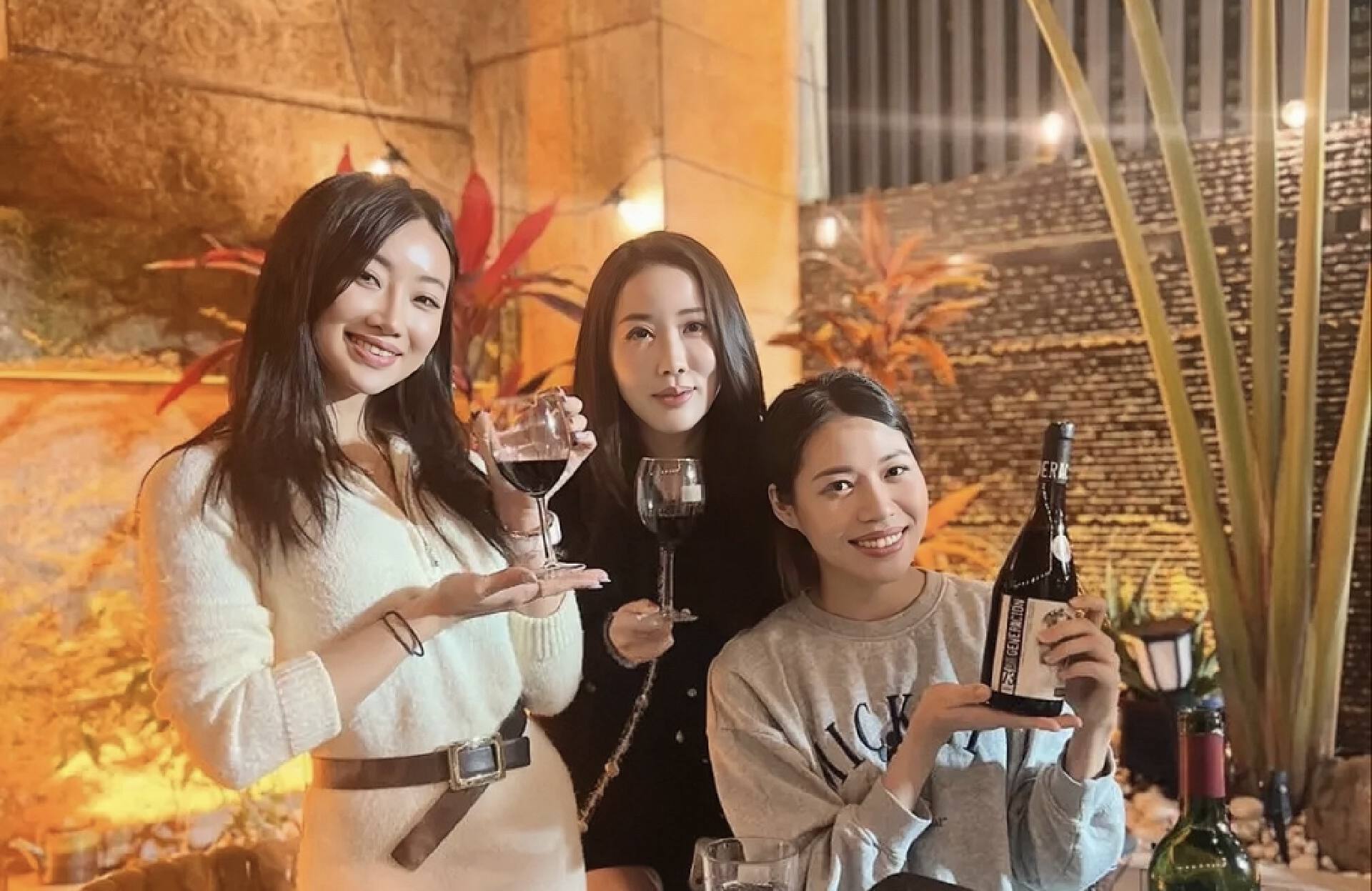 tvb鍥炲簲娓娉宠鐜妭,杩囦嚎璞畢鏇濆厜