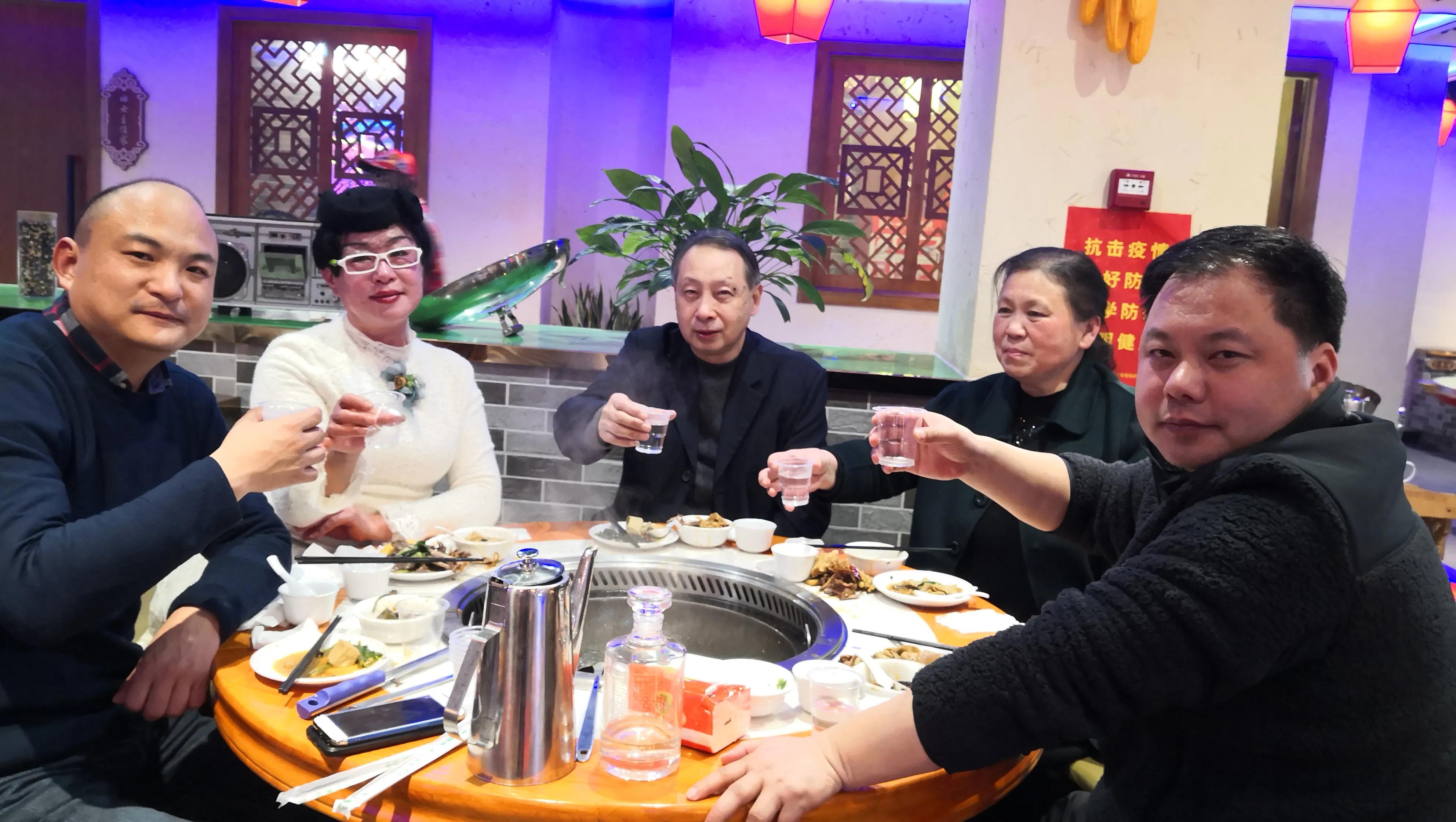 金融街做空,金融街电讯深度观察杜猛