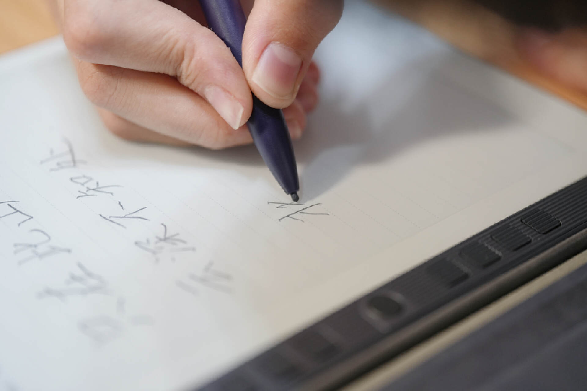 护眼台灯汉王学习灯,汉王手写电纸本n10优缺点