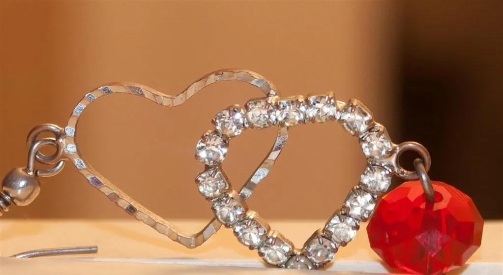 心形背景图壁纸,心形壁纸高清图片苹果