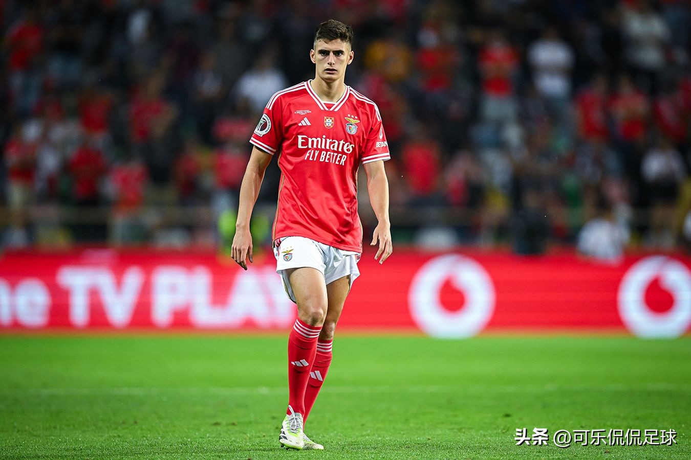 世界杯最佳新秀奖贝林厄姆,皇马5号贝林厄姆图片