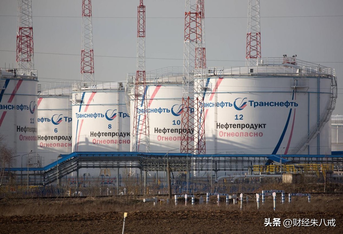 俄乌冲突对俄罗斯gdp的影响,俄乌冲突局势及西方金融制裁