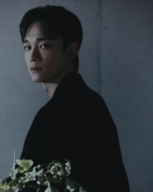 周星驰大S悼念梨泰院遇难者,韩圈已停摆,权志龙张东健等人发声