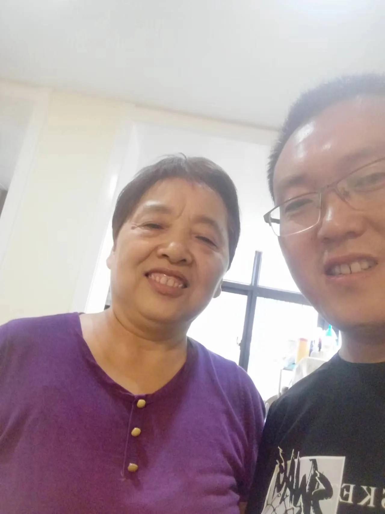 鐪熸儏娓╂殩浣犳垜,鐪熸儏娓╂殩瀹堟湜鐩稿姪