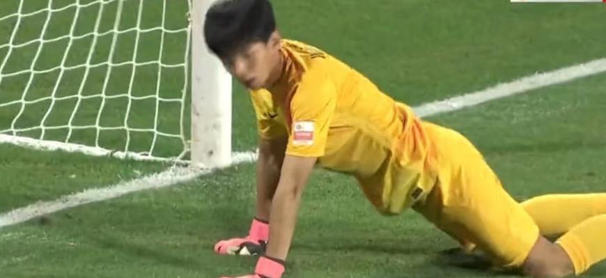 撞脸明星的李现,撞脸李现的足球小将