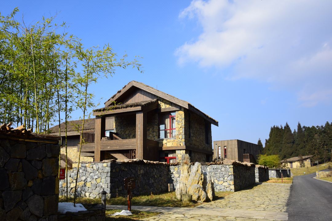 隐匿重庆仙女山公园内的酒店，足不出户尽享自然温暖，私性超高