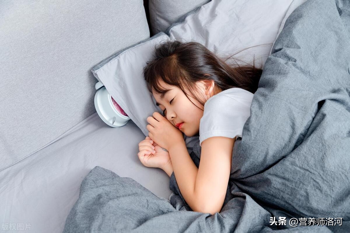 睡眠的四大误区快看你中招了吗,睡眠质量的提升技巧和注意事项