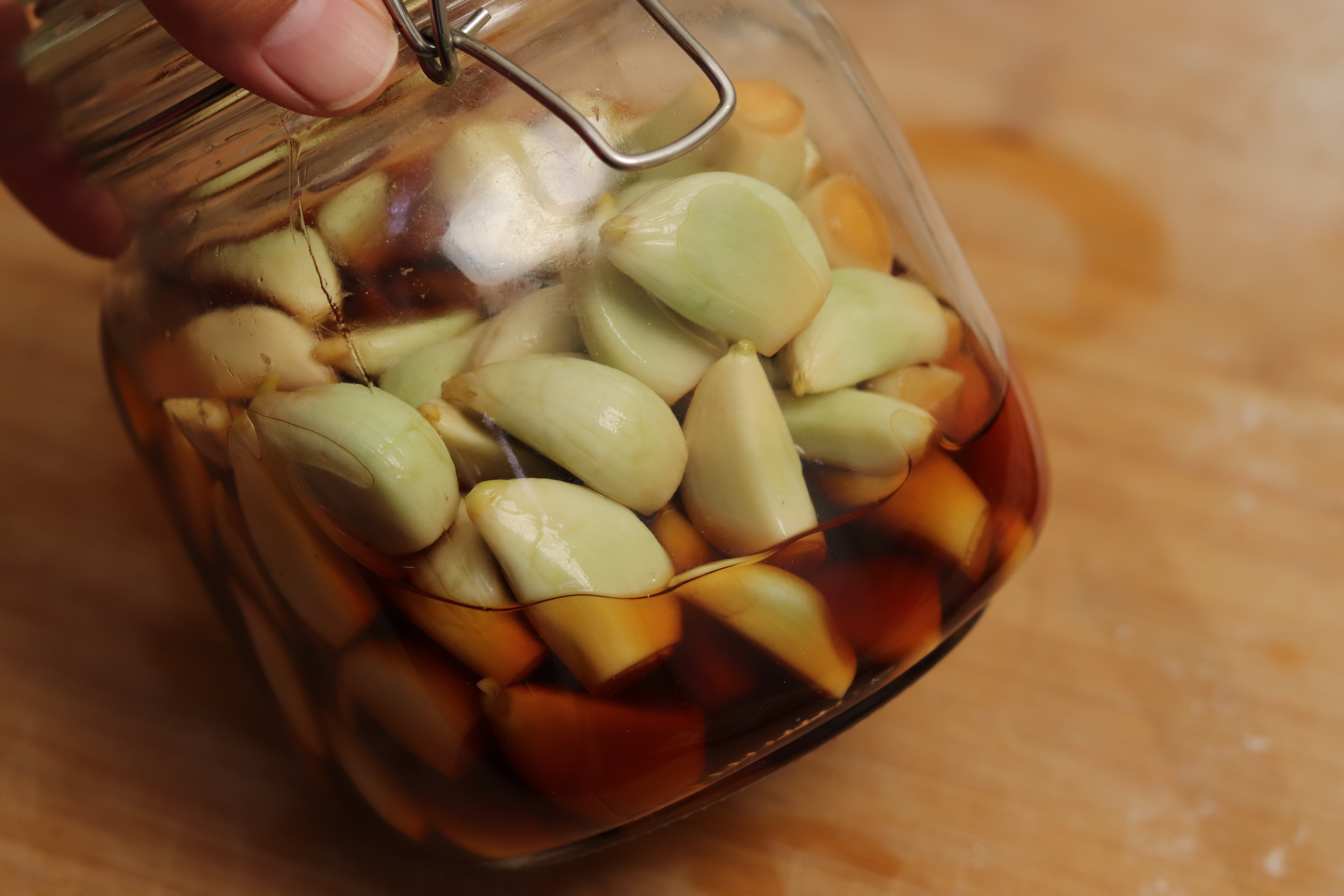 醋腌腊八蒜的正确方法,用醋腌腊八蒜的正确方法