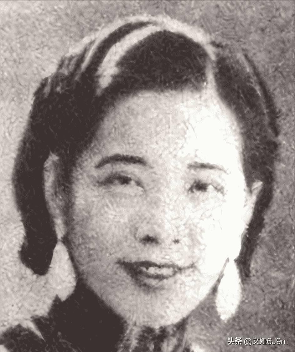 罕见照片，世界上胸最大的女人，女人舌头10.16厘米，你见过吗