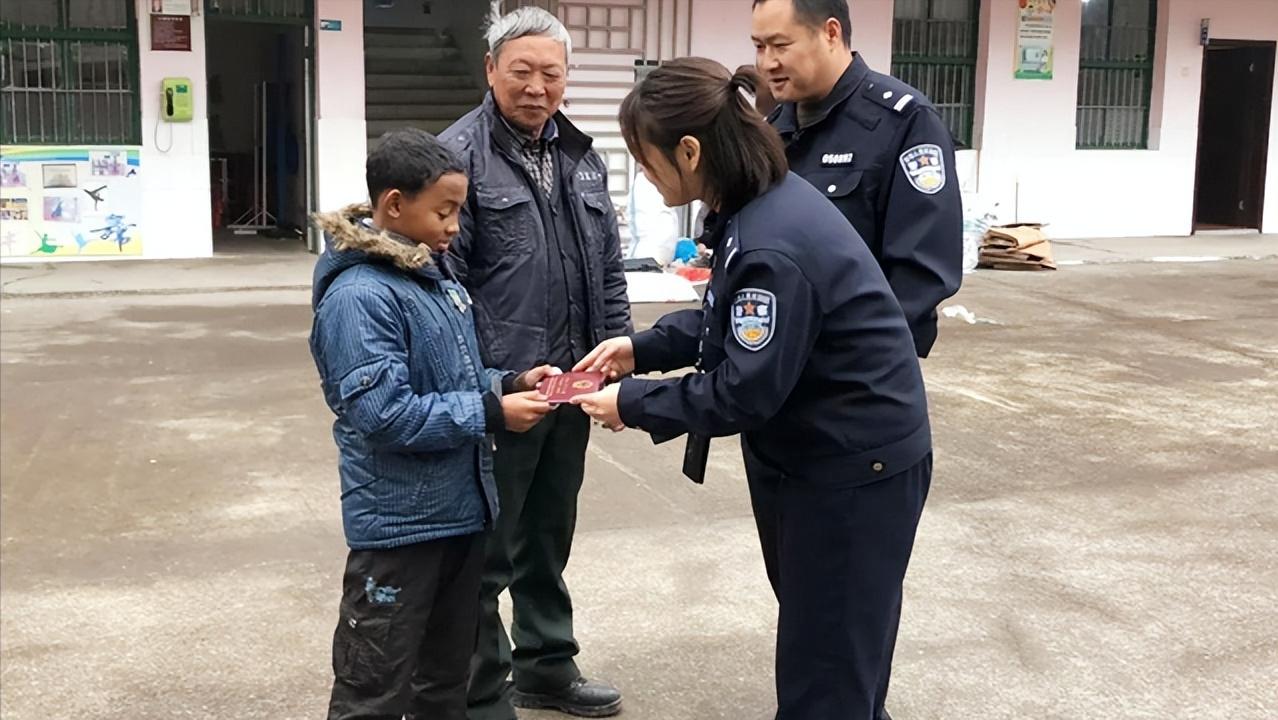 中非混血儿巴比现在怎么样,弃婴巴比现状