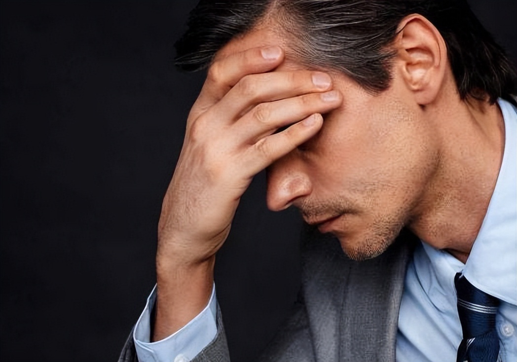 一个单身女青年的疑问,一位单身女性的疑惑