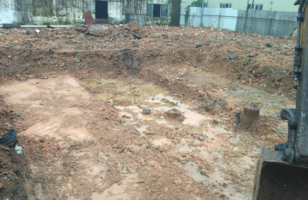 打桩机钻头掉了打捞不上来怎么办,打桩机钻头折了打捞为什么不抽水