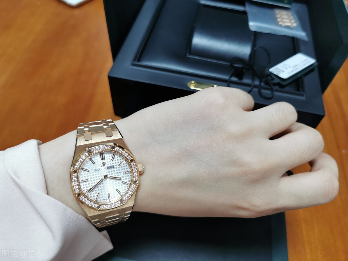 选爱彼还是劳力士,爱彼和劳力士怎么选