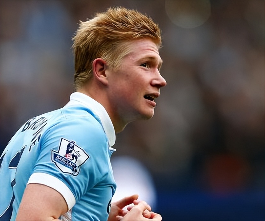 前腰位置的现代之美