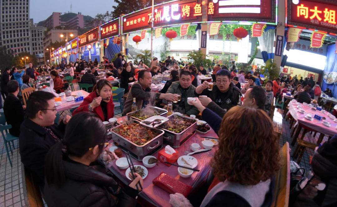 一条鱼越烤越香,一条有灵魂的烤鱼