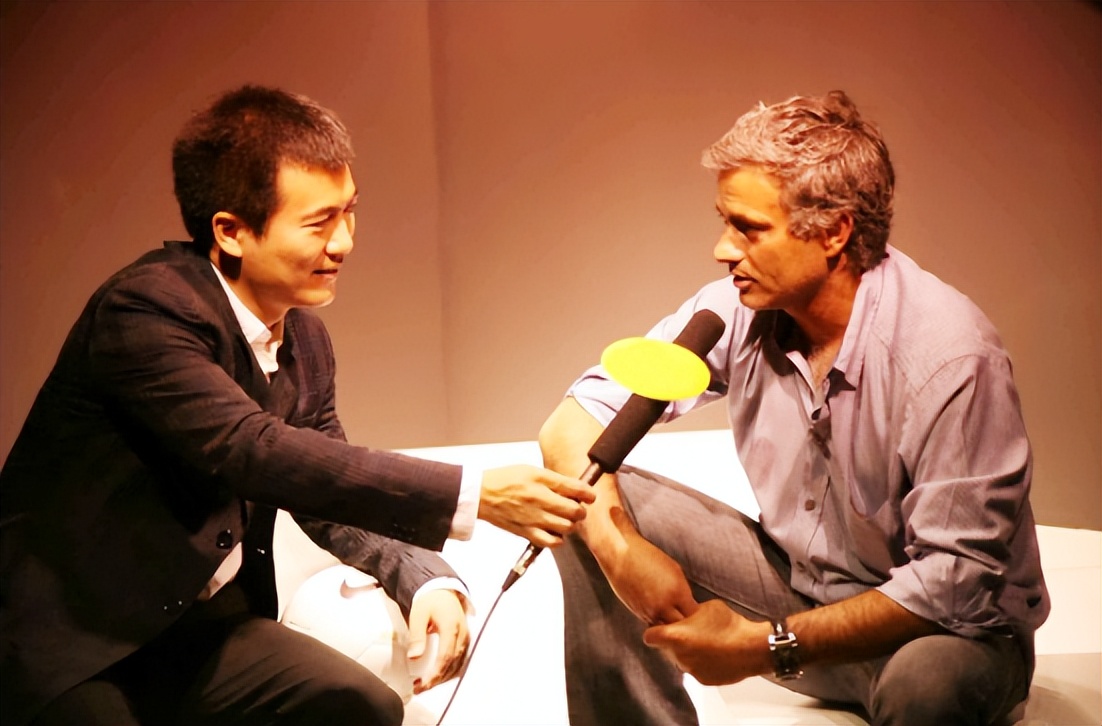 黄健翔为何与前妻离婚,黄健翔离婚案件