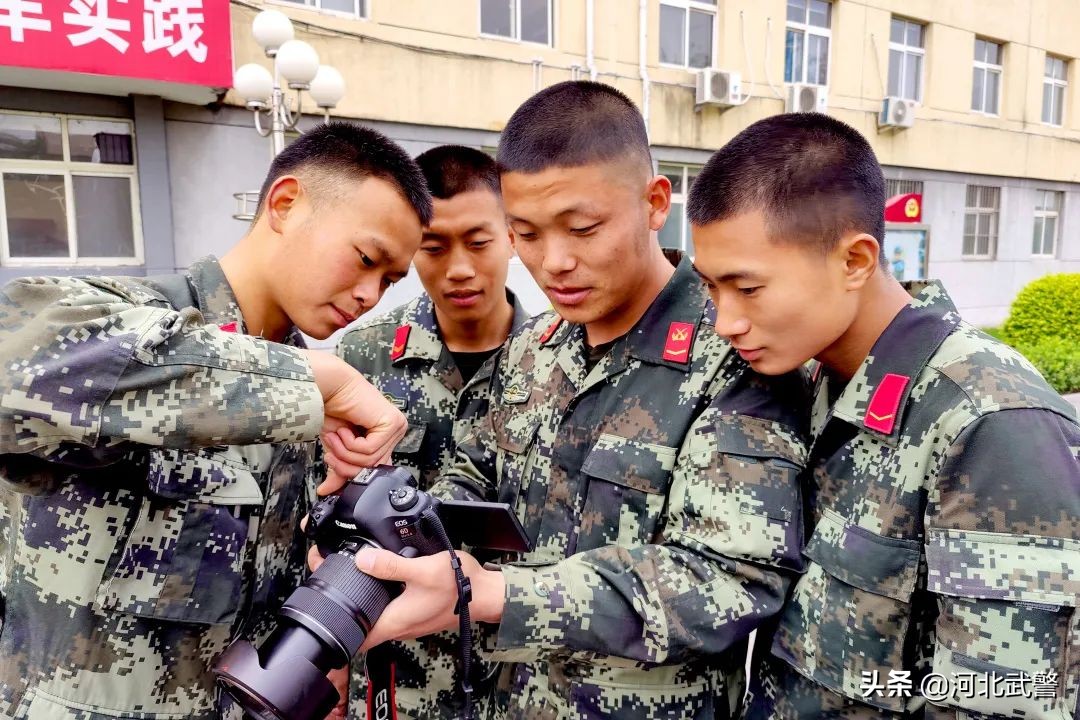 打造文化产业树立文化自信,打造文化阵地助推精神文明建设