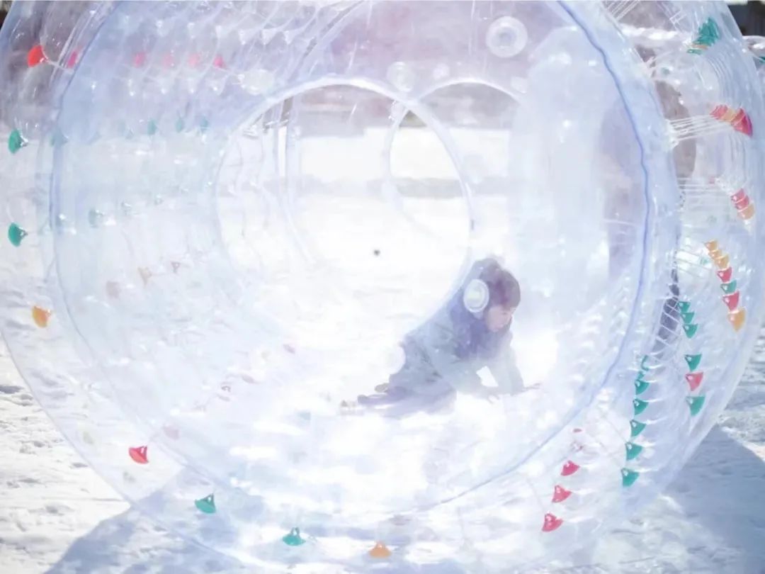 滑冰玩雪,滑冰场旅游