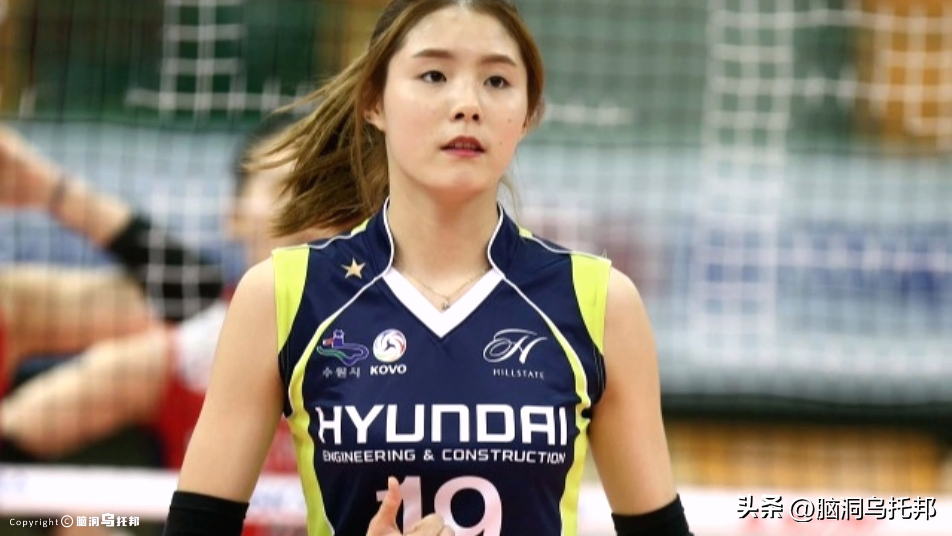 韩国排球明星李多英视频,韩国排球李多英绿色礼服