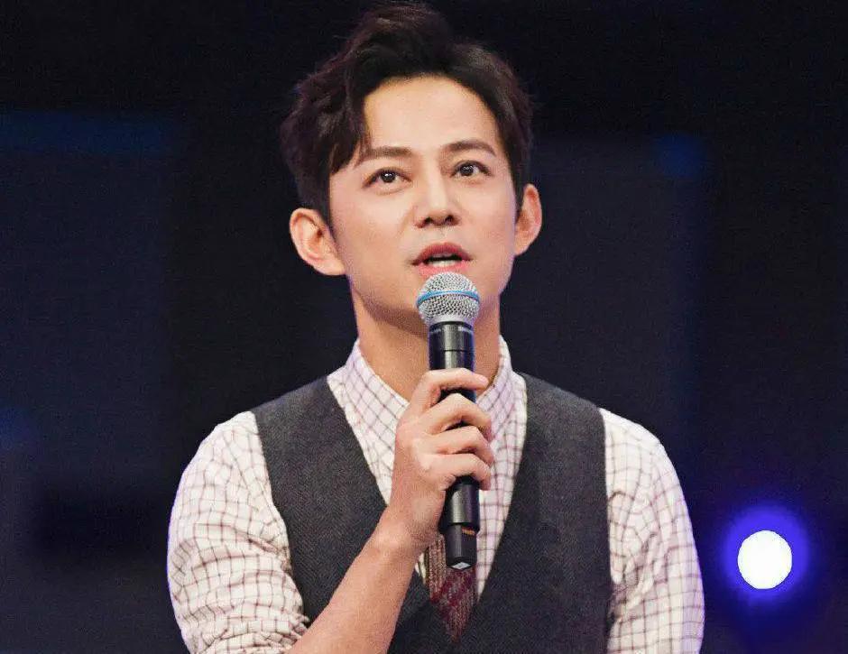 央媒出手点名哪六位明星,央媒批过哪些明星