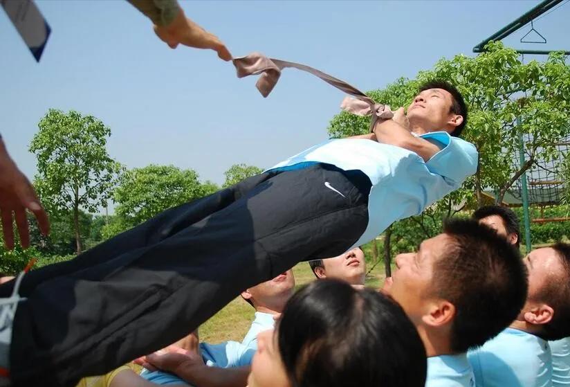 新颖团建拓展项目,趣味拓展精品团建必选地