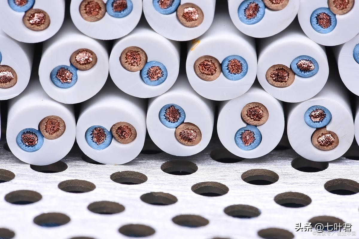 za阻燃电缆比zc贵多少,电线阻燃zc和zr有什么区别