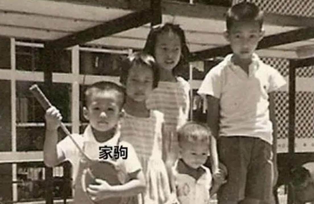 看清世界真相沉默是最后的尊严,看清世界的真相看穿人性的底色