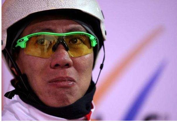 再添一银！中国空中技巧混合团体：“一姐”、钢铁侠、齐老爷的冰雪故事