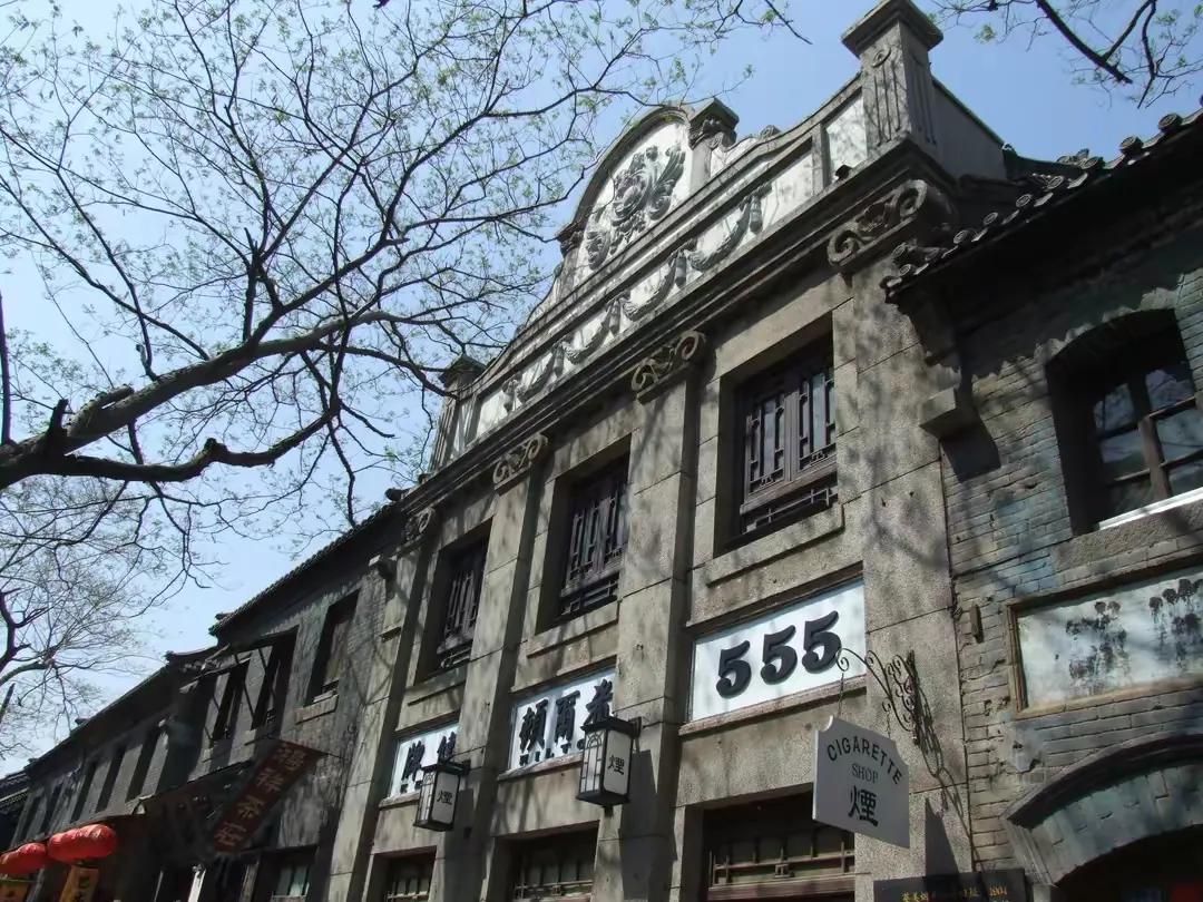 淄博烧烤在中国走红的有利条件,淄博烧烤走红本地人感受