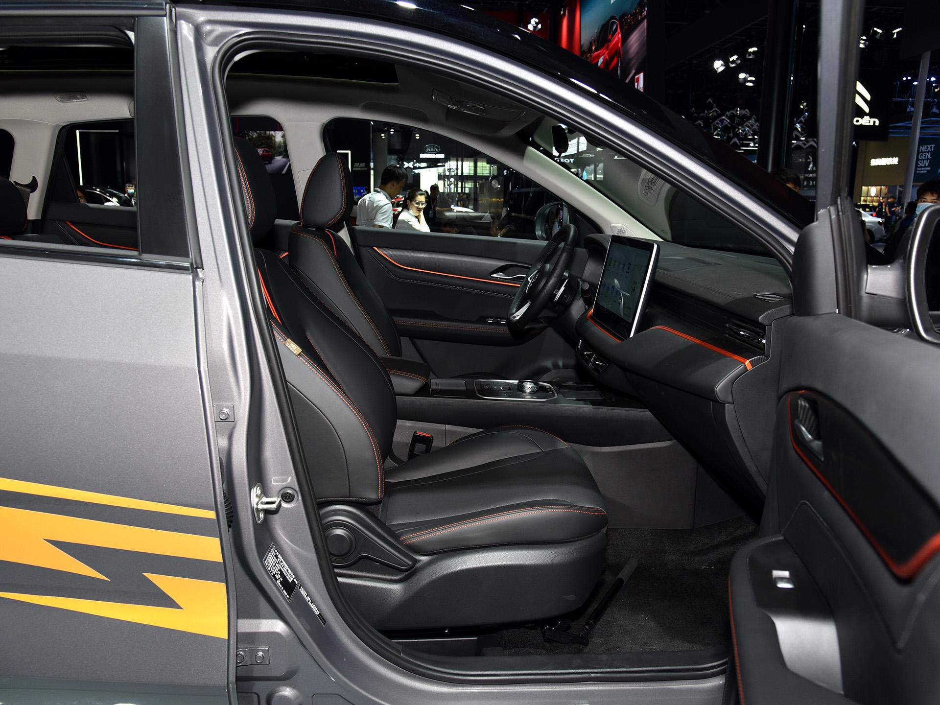 厉害了我的中国车东风风光580实拍,风光580经典型