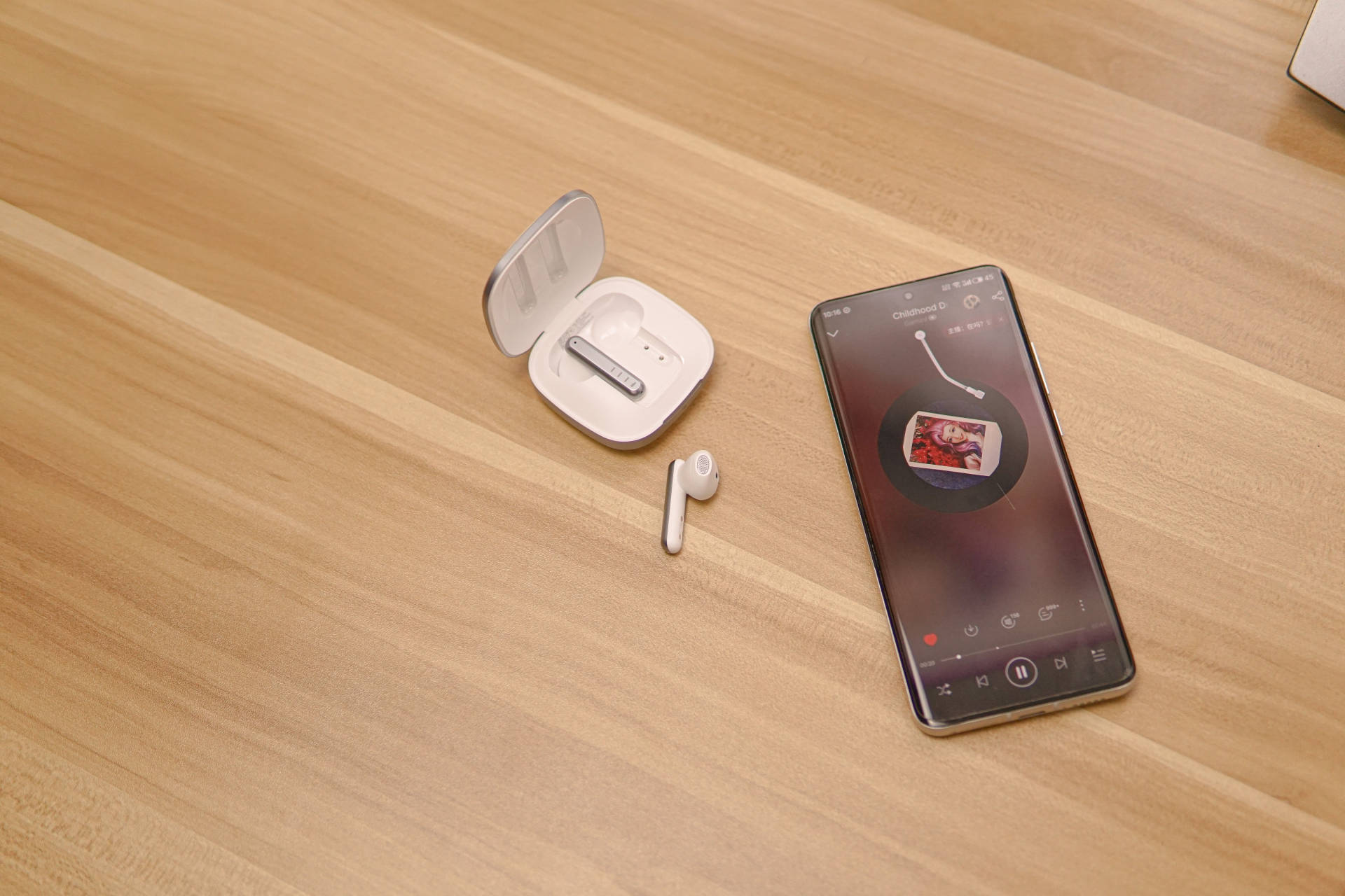 fiil耳机和华为耳机哪个好,fiil耳机第一款发布会