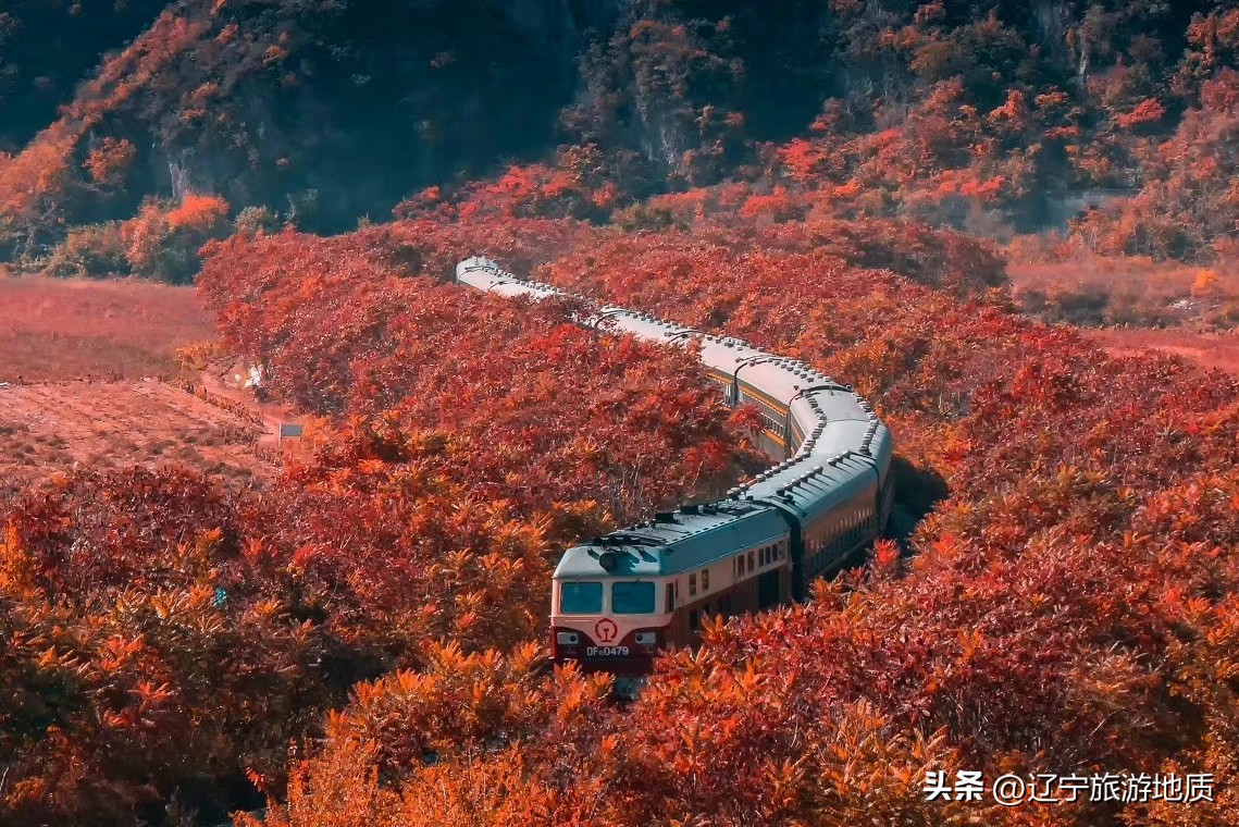 本溪这个村庄被上帝赐给了画家，藏着绝美景色，过去却是个土匪窝