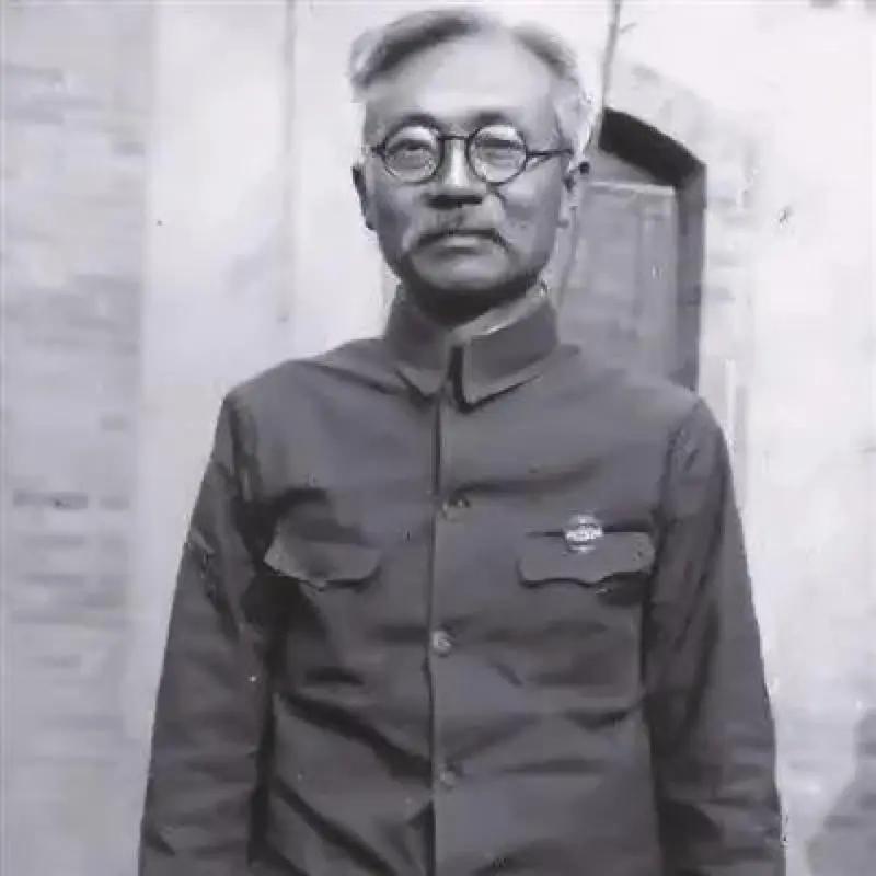 1949年毛主席密令罗瑞卿查案，罗心有顾虑，毛主席：天塌了我顶着