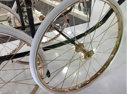 高端天花板婴儿车,超级实用的婴儿车