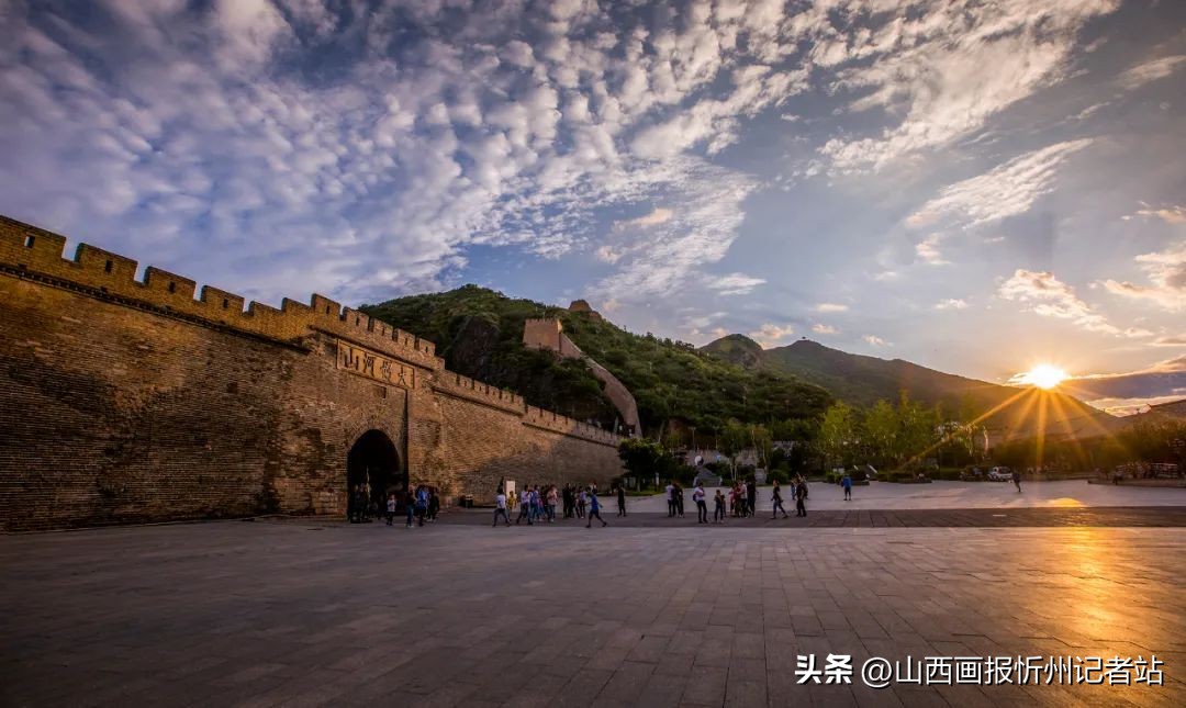 从未见过的绝美景点,长城摄影师