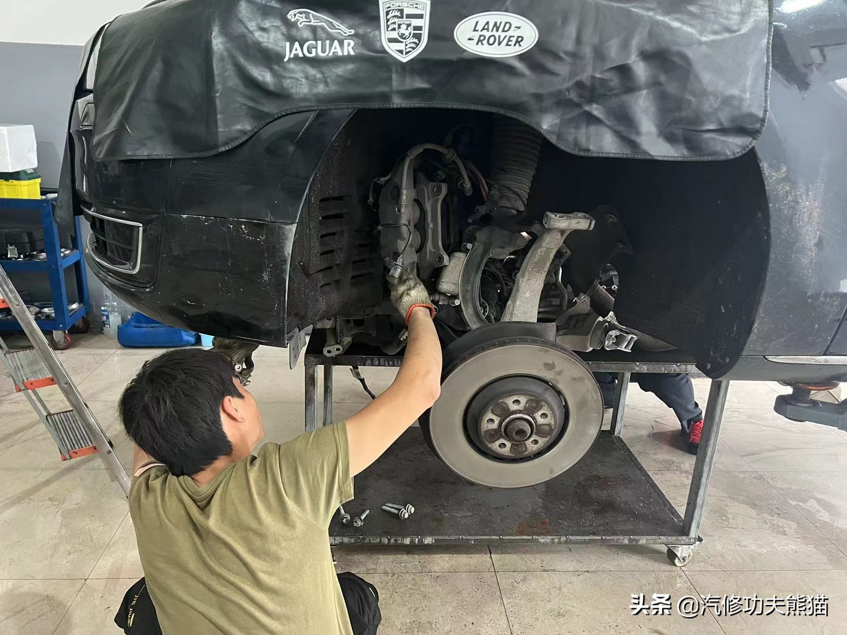 奥迪a8烧机油严重怎么解决,刘团长修奥迪a8烧机油后续