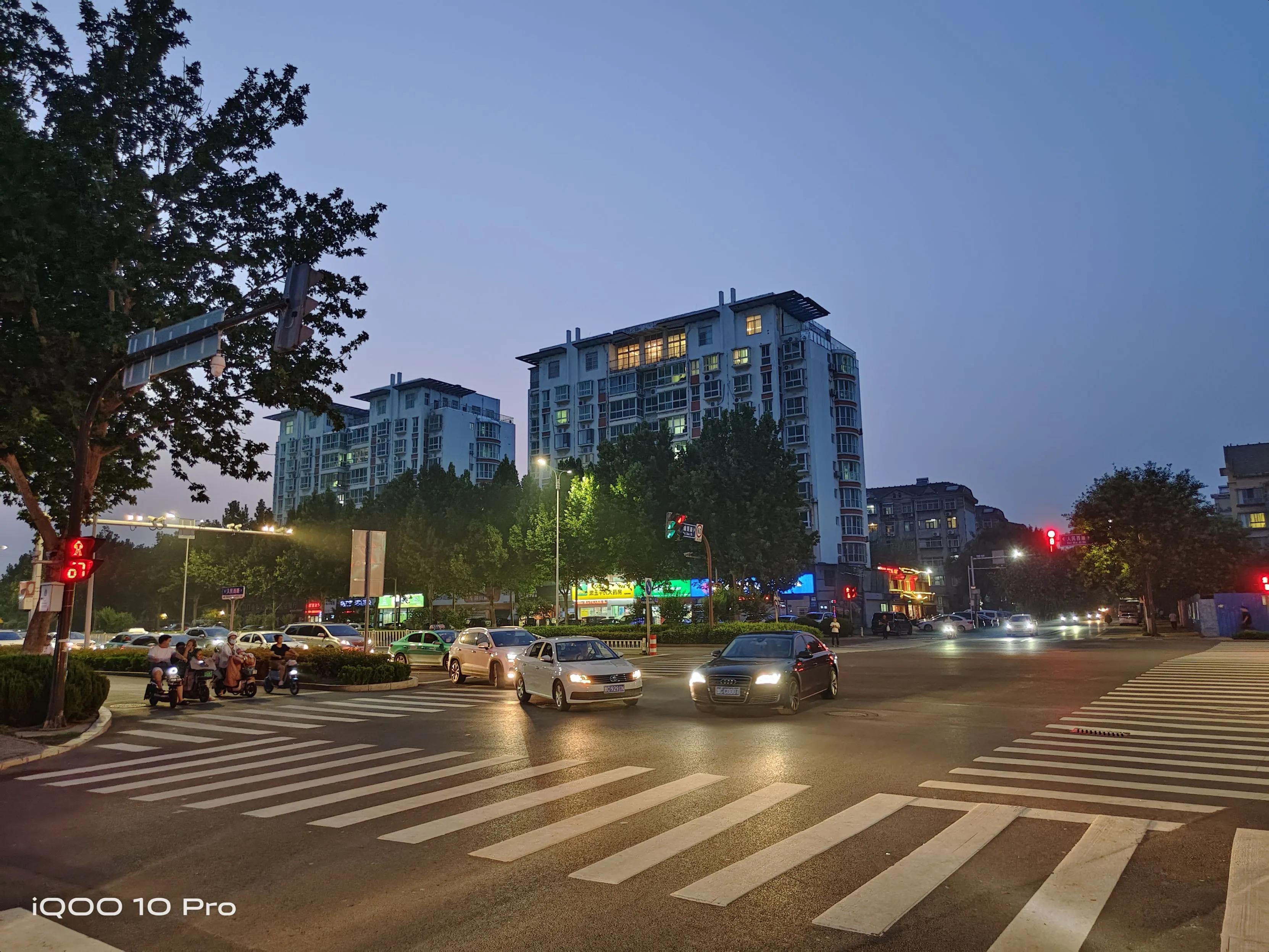 参数vivoiqooneo9pro,曝iQOO10Pro参数