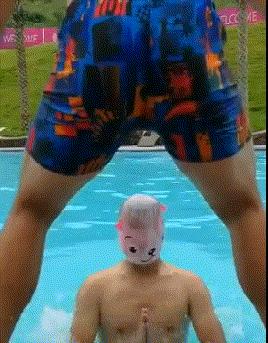 出差住宾馆给老婆发照片,老婆出差酒店给我发照片