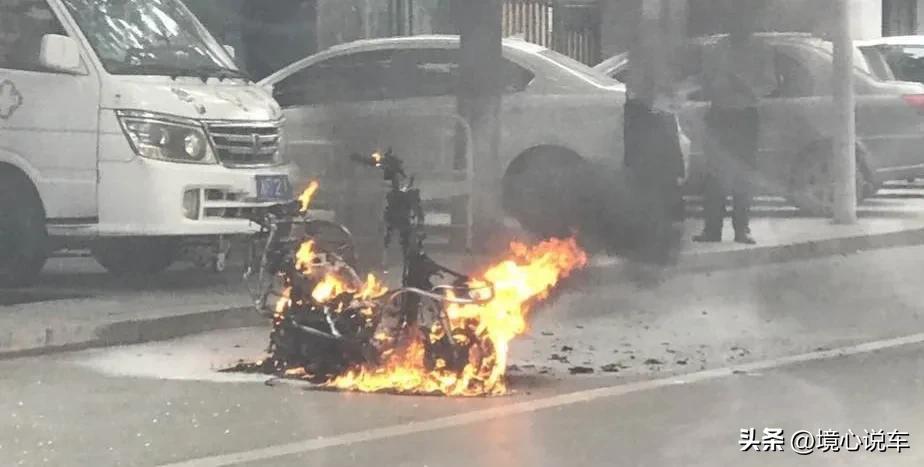 电动车电池老是坏是什么原因,四轮电动车电池损坏怎么办