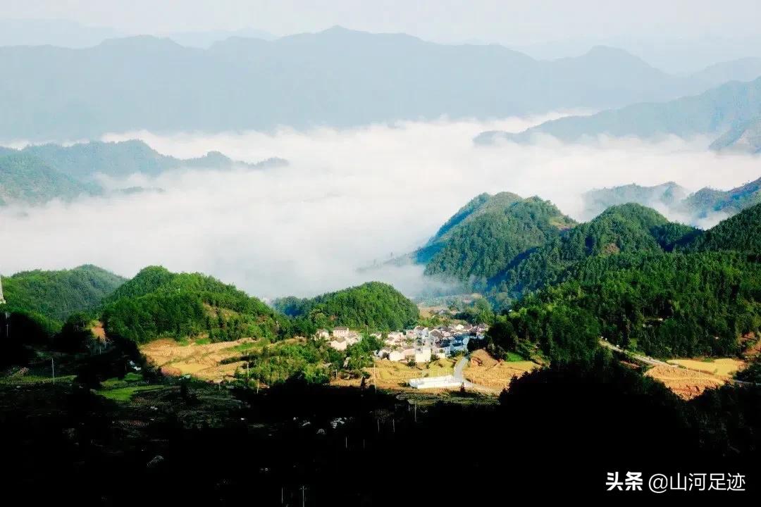 史称“宣歙之脊”，内有和谐之源，被誉中国徽厨之乡