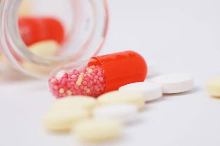 女性外阴部长痘痘，这是怎么回事？正确了解是关键！