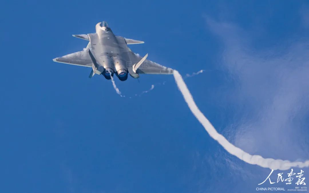 歼20首飞纪录片完整版,歼-20首飞珍贵画面曝光