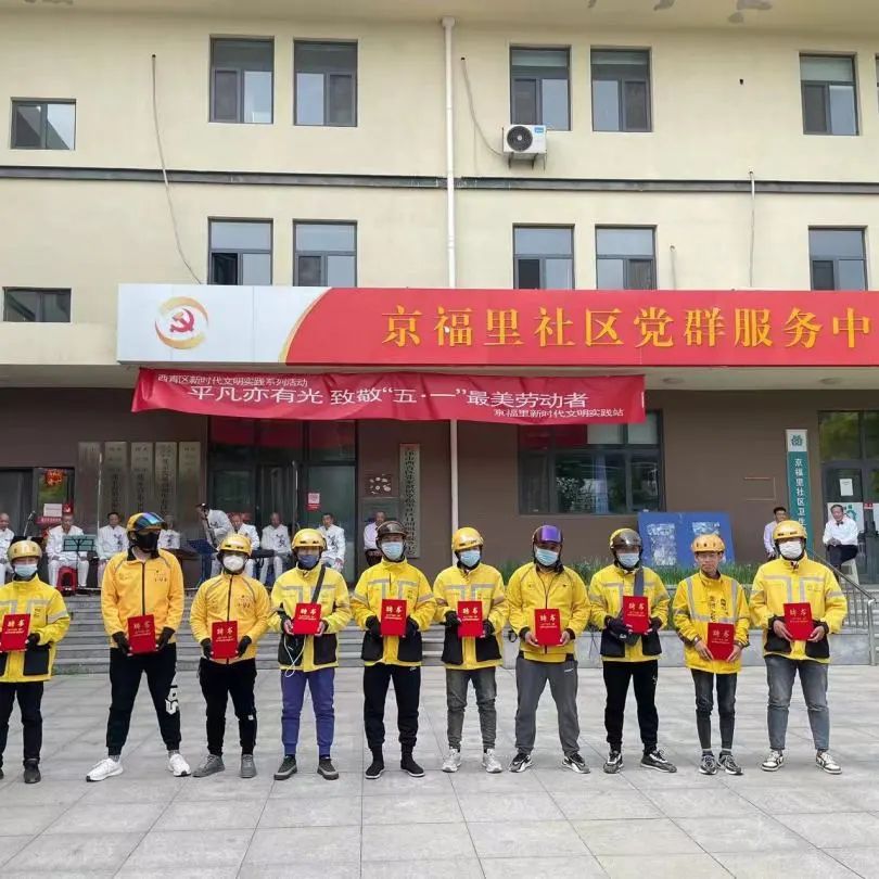 你想要的这里都有😇,你想要的这里都有英语怎么说