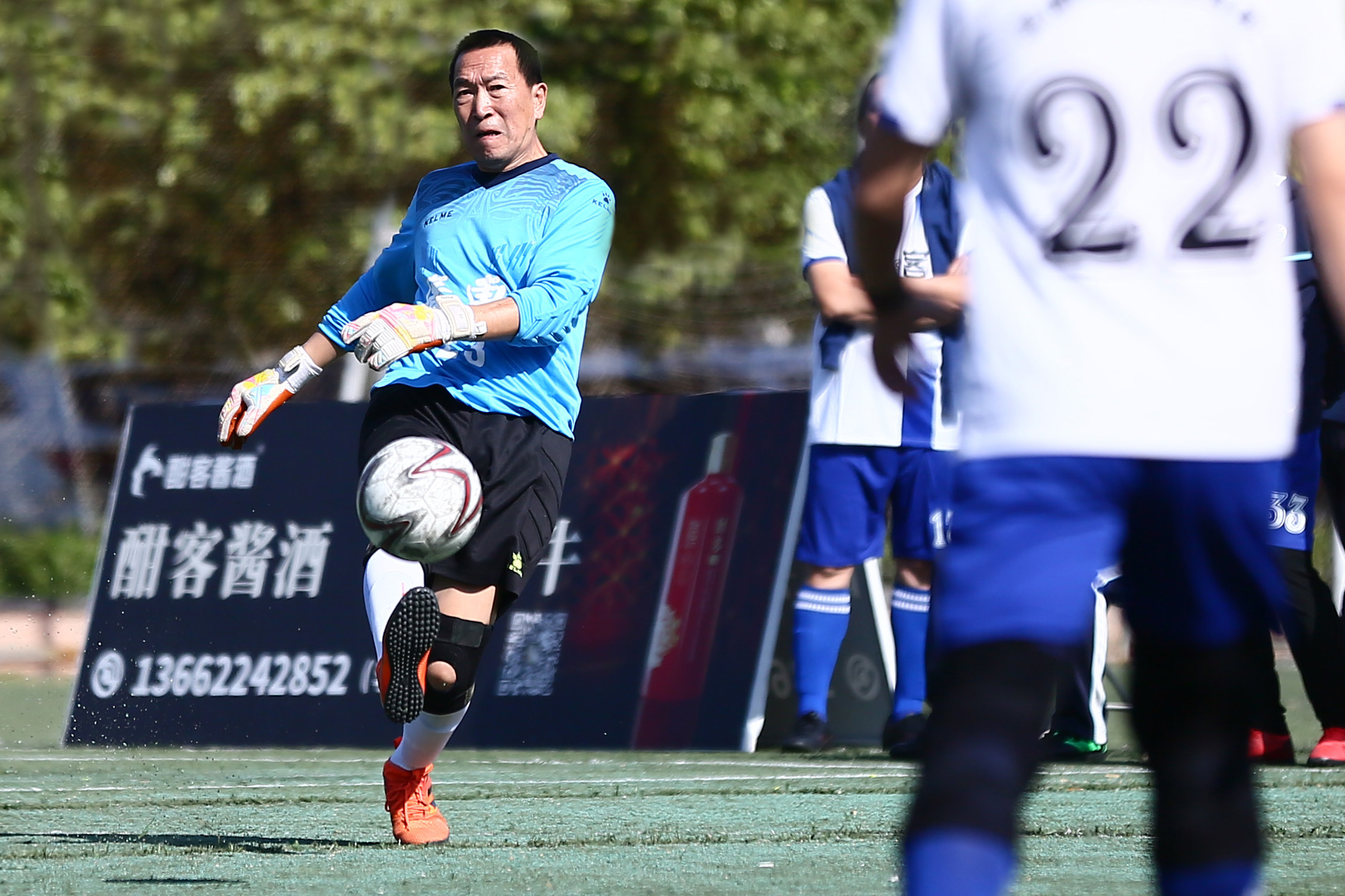 深圳草根足球疫情中砥砺前行深圳60后足球联盟老炮队赛前图片回顾