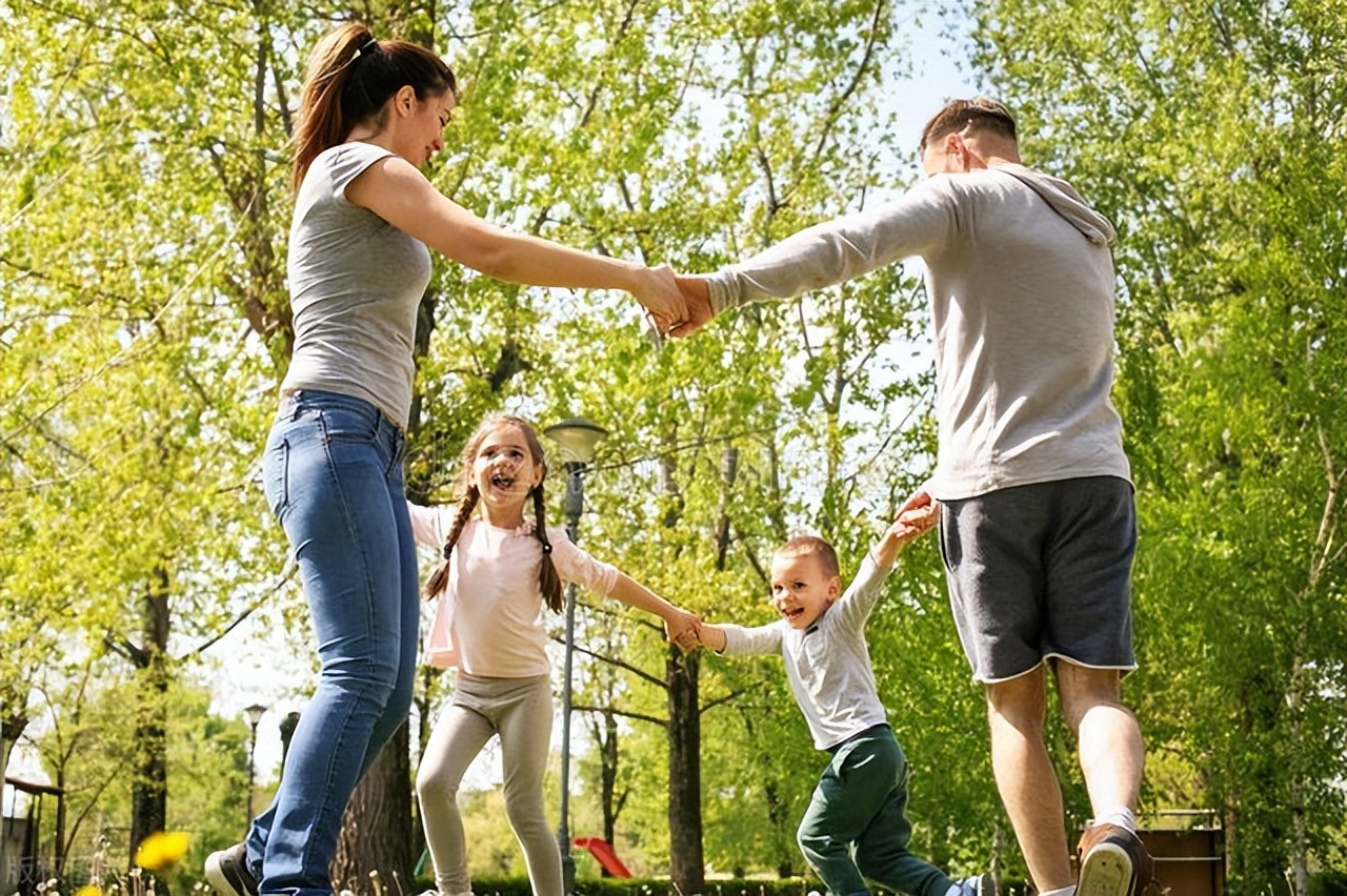 协议离婚子女抚养权能双方共同吗,夫妻离婚孩子的抚养权能变更吗