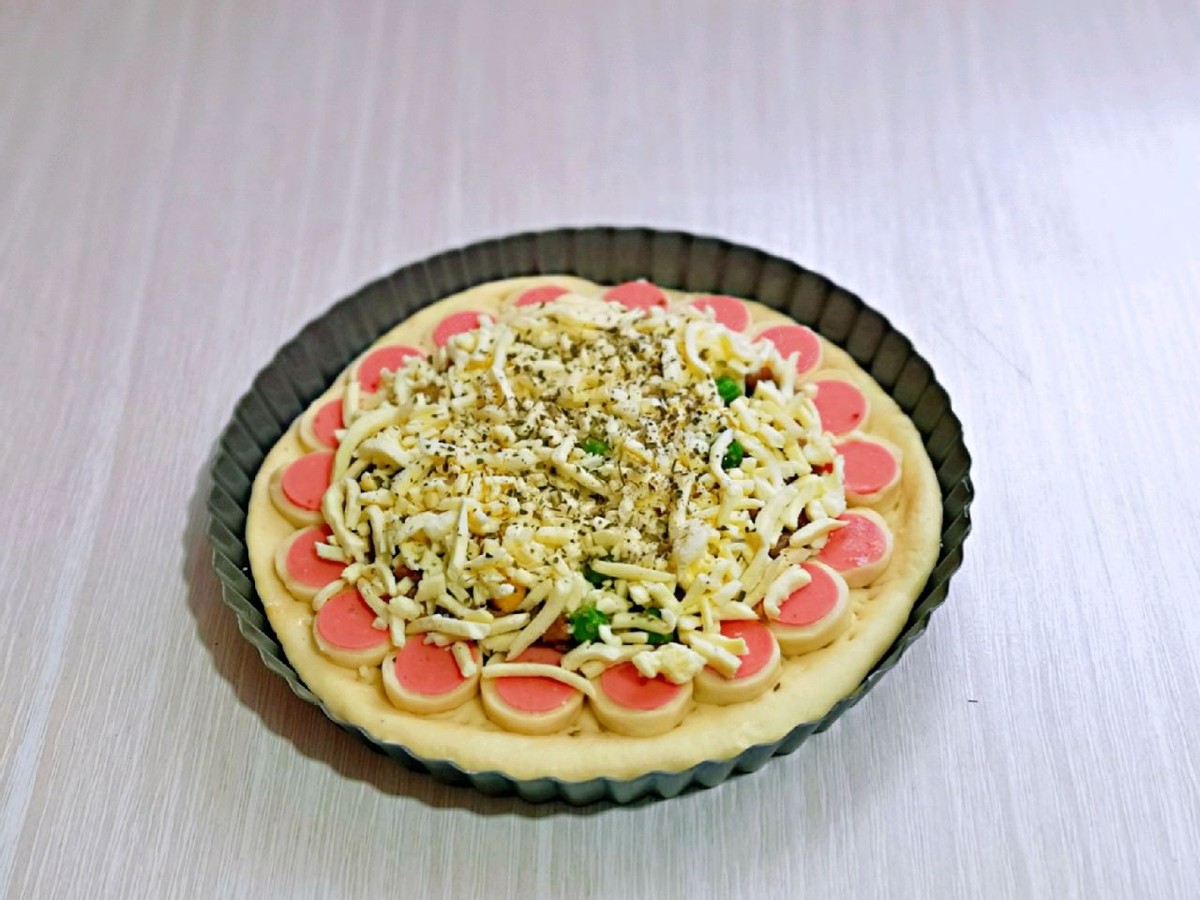 黑胡椒牛排披萨,好吃的黑椒牛肉披萨新鲜出炉