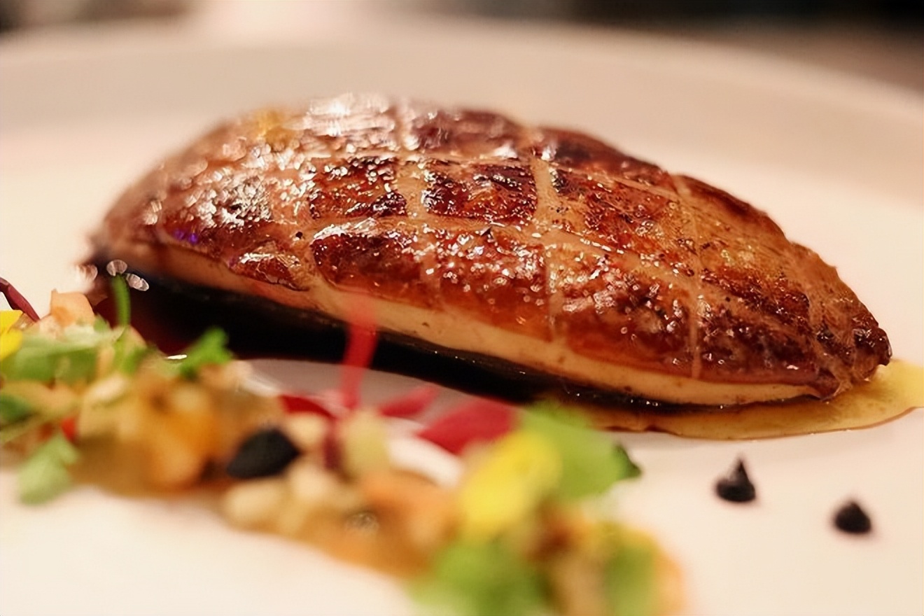 世界十大最昂贵食材,世界上最稀有燕窝