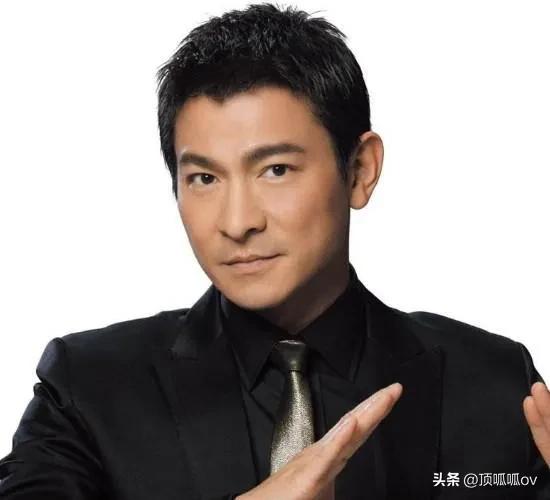 国家点名表扬的8位明星小视频,被央视点名表扬的年轻明星